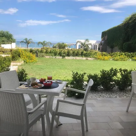 Bed and Breakfast Le Palme Προτσίντα