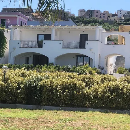 Le Palme Bed and Breakfast Προτσίντα
