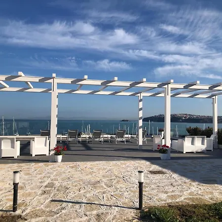 Le Palme Bed and Breakfast Προτσίντα